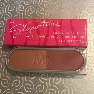 Mary Kay NIB Signature, cheek, color, duet Mocha Blush